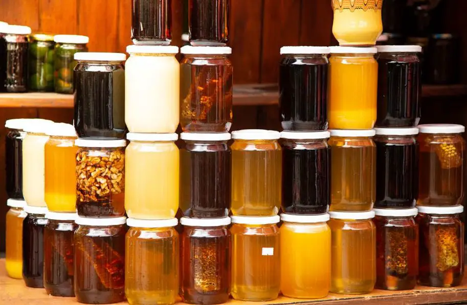جميع انواع العسل الطبيعي واستخداماته