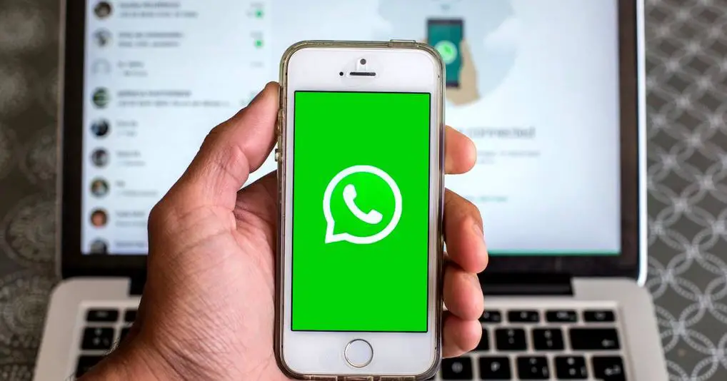 كيف يعمل واتساب ويب (WhatsApp Web)،وما مميزاته